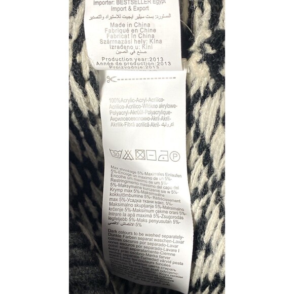 Pieces ASOS Essie Hood Knit Beanie Hat Gray Black M/L New With Tags Geometric - Picture 7 of 9